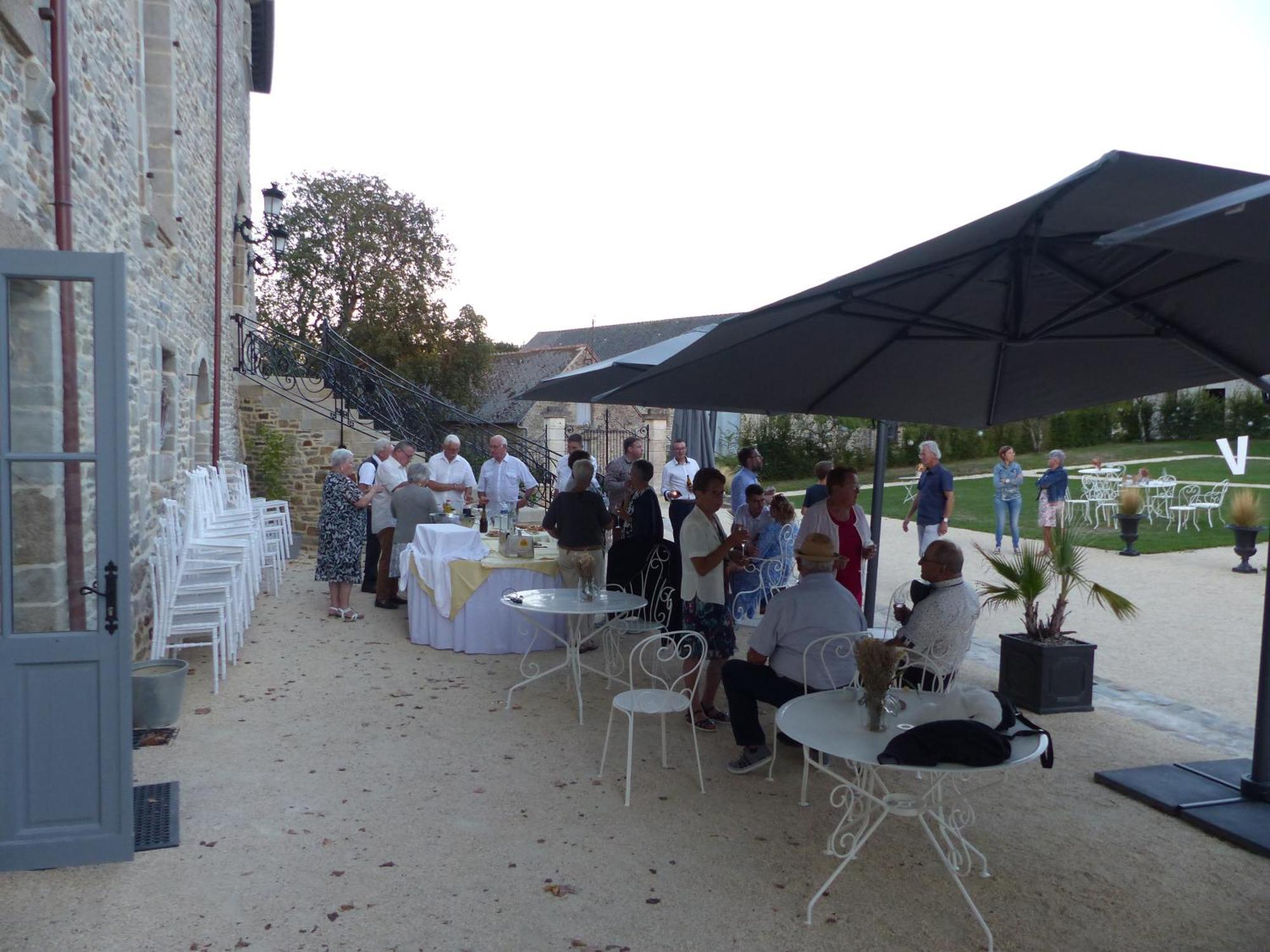 Chateau Du Bertry La Bouexiere Bagian luar foto